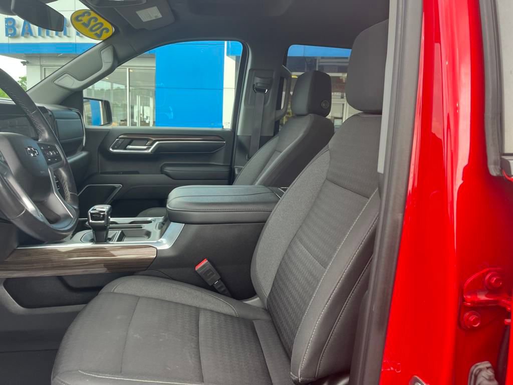 2023 Chevrolet Silverado 1500 RST photo 18