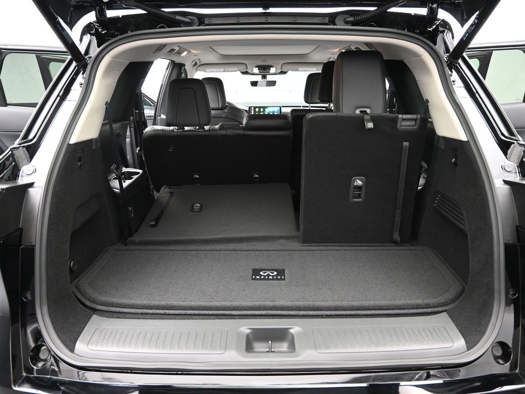 2026 Infiniti QX60 Pure AWD photo 14