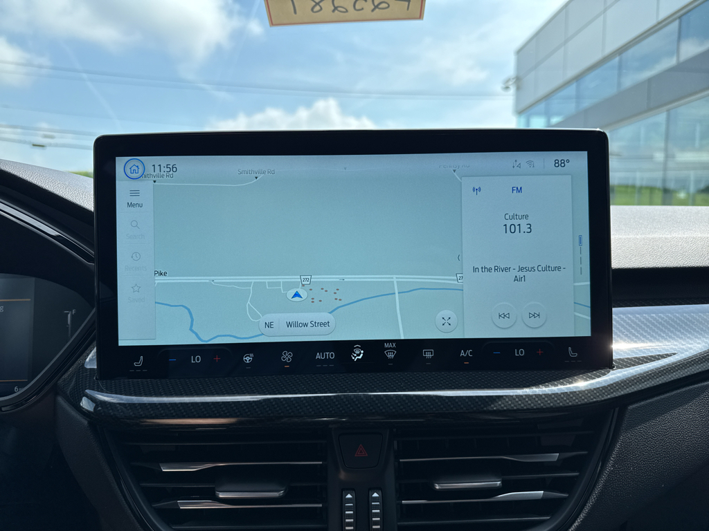 2025 Ford Escape ST-Line photo 7
