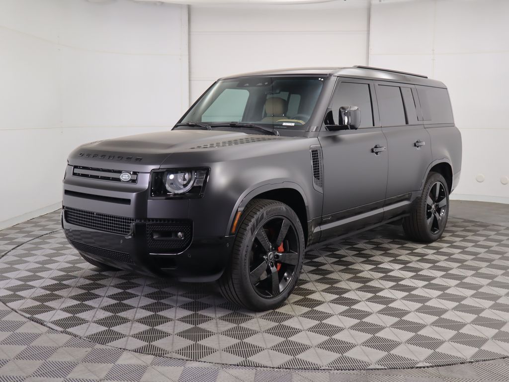 2025 Land Rover Defender X's photo