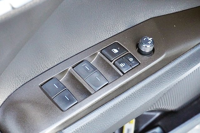 Used 2023 White Toyota LE image 21