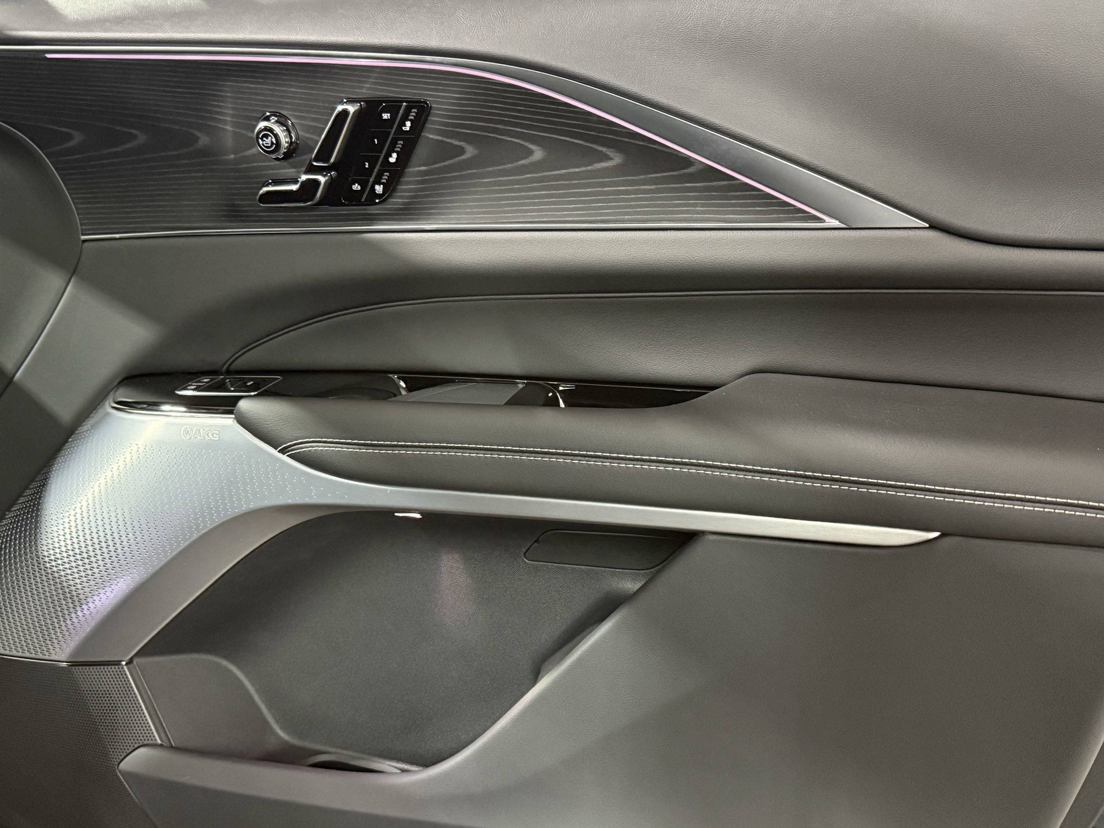 2026 Cadillac Lyriq photo 43