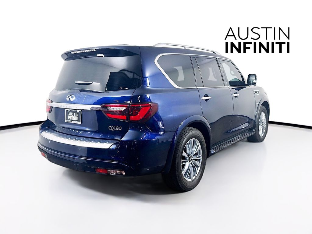 2019 Infiniti QX80 Luxe photo 6