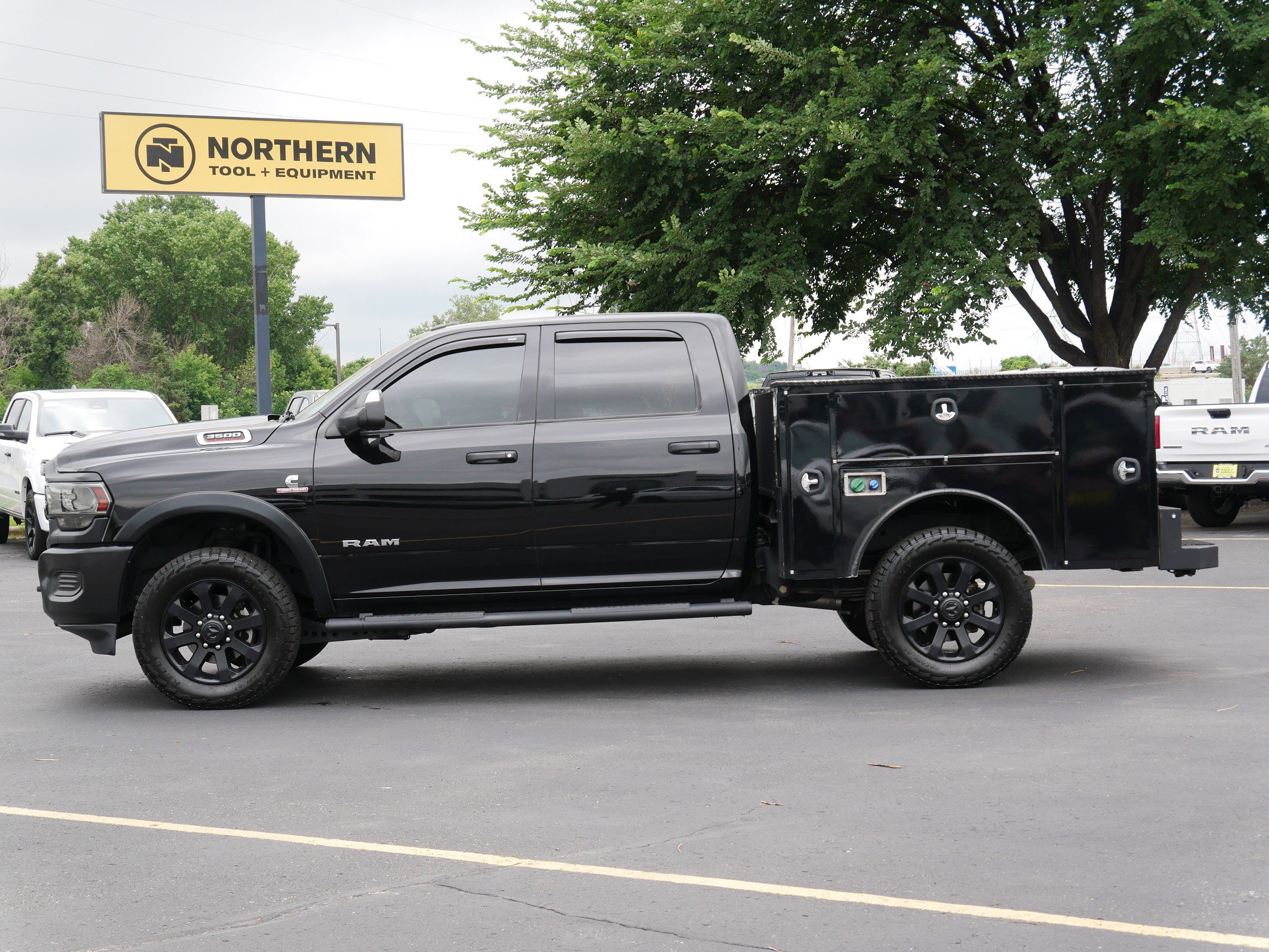 2021 Ram 3500 Tradesman photo 4