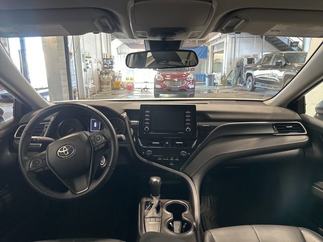 2024 Toyota Camry SE photo 14