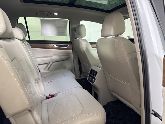 2026 Volkswagen Atlas SE Technology photo 4