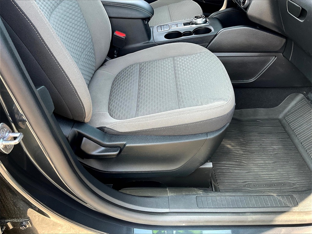 2022 Ford Escape SE photo 33