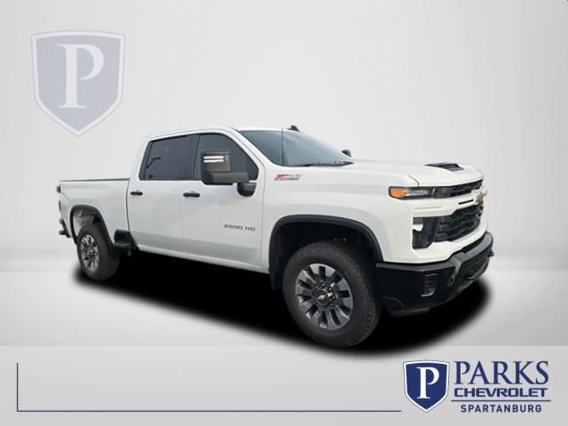2026 Chevrolet Silverado 2500HD Custom's photo