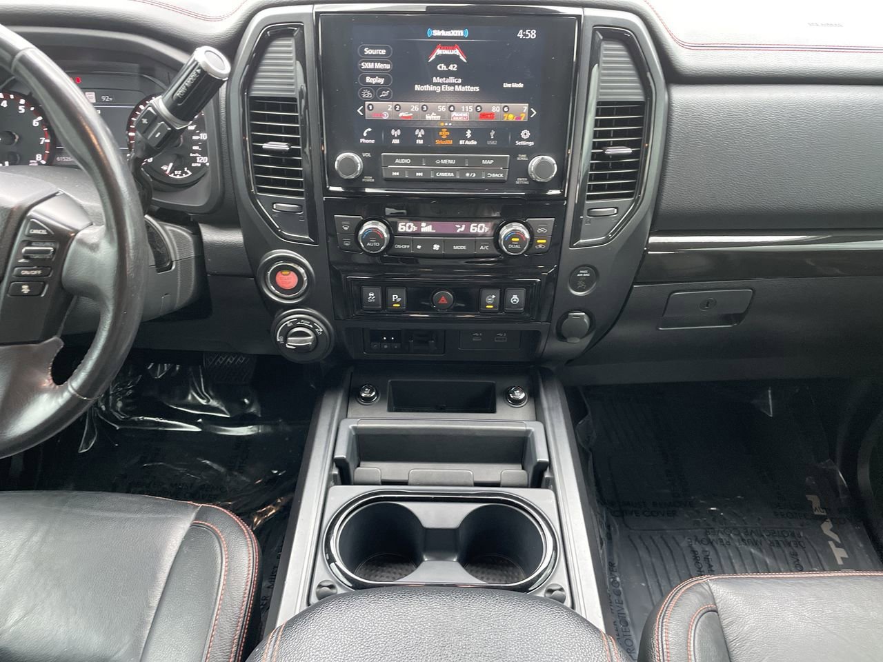 2020 Nissan Titan PRO-4X Crew Cab photo 13