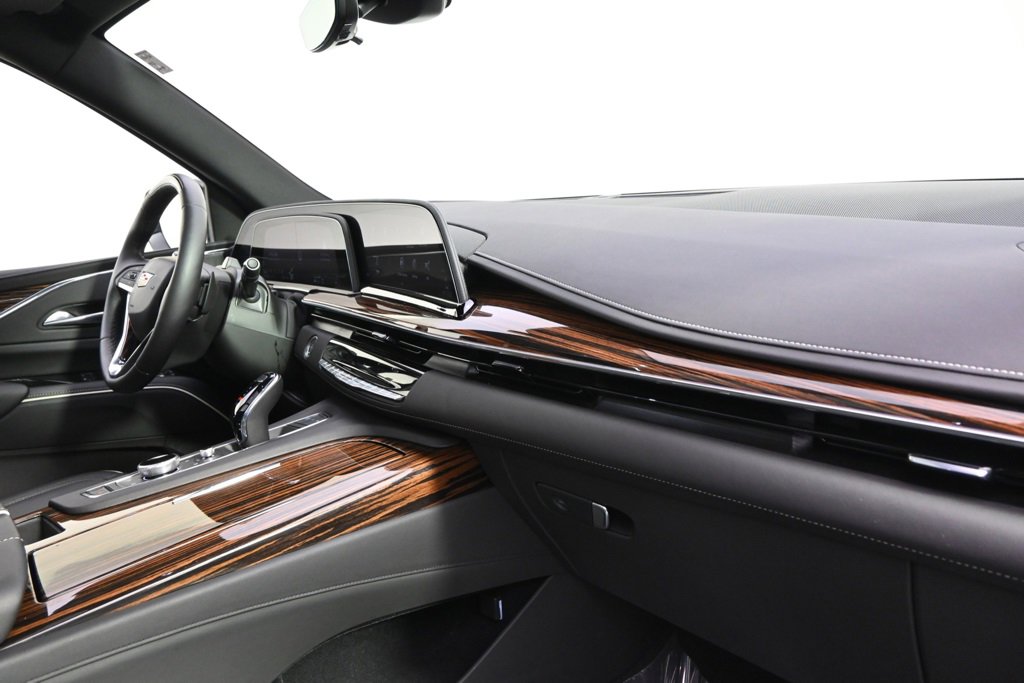 2024 Cadillac Escalade ESV Premium Luxury photo 15