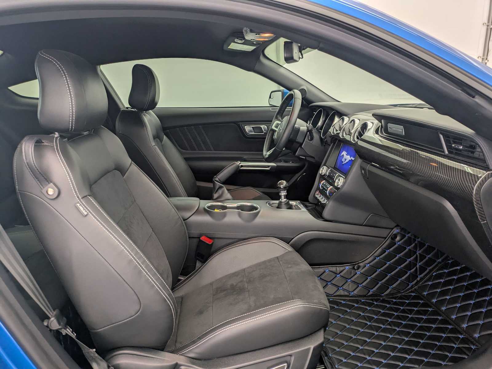 2019 Ford Mustang GT Premium photo 19