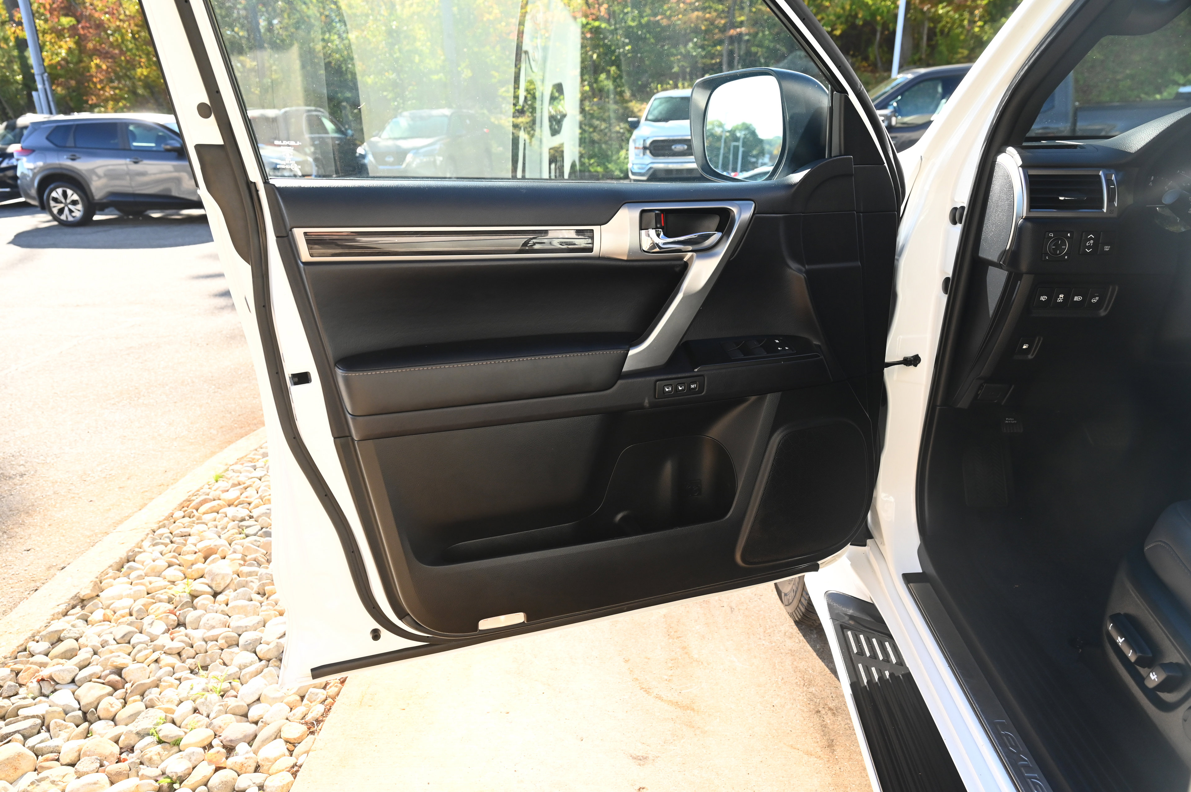 2022 Lexus GX 460 Premium photo 9