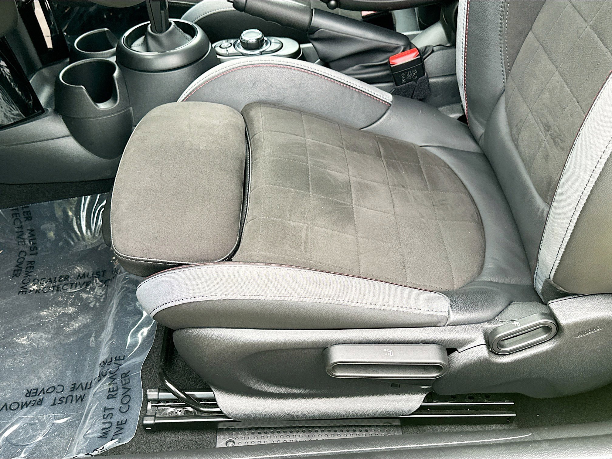 2024 Mini Cooper Hardtop John Cooper Works photo 19