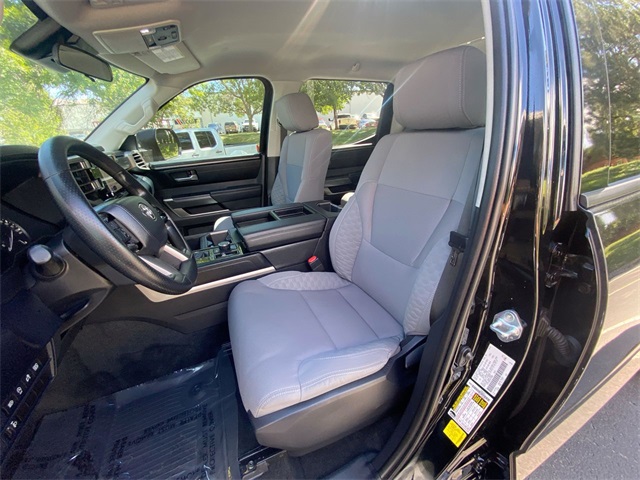 2024 Toyota Tundra SR5 photo 2