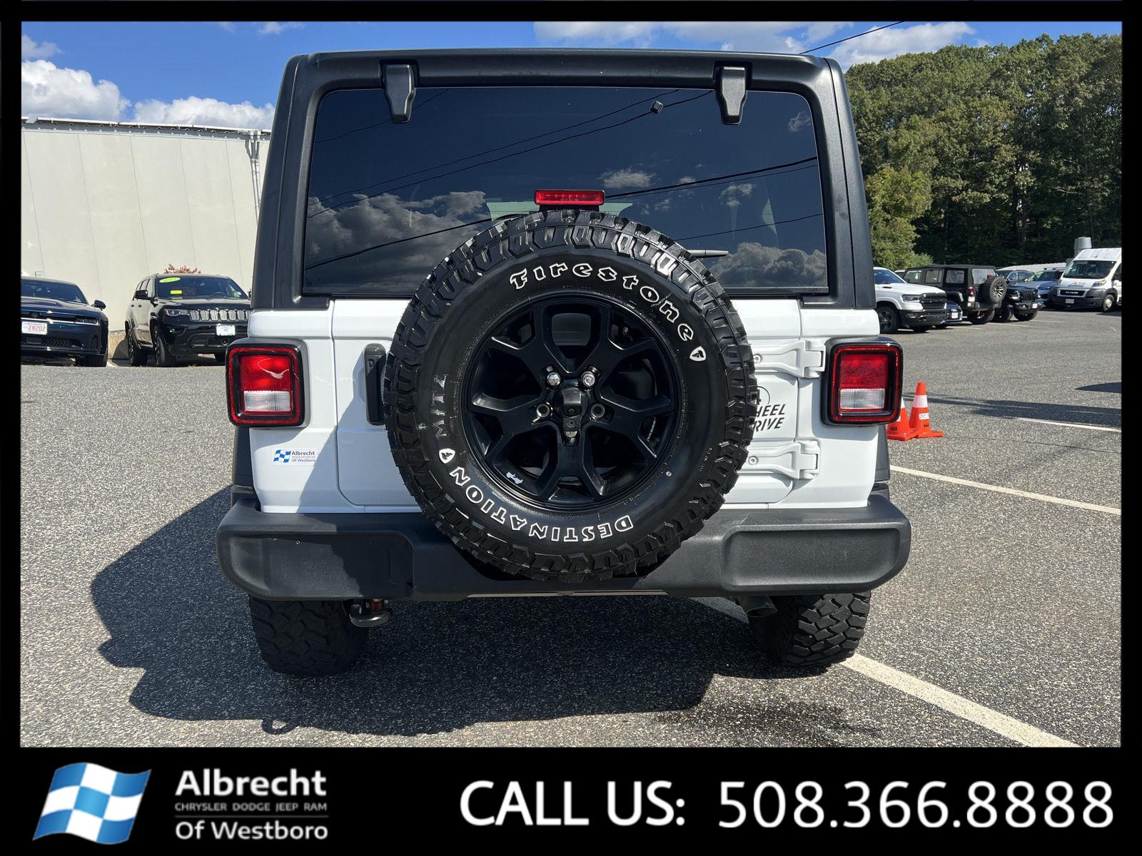 2022 Jeep Wrangler Unlimited Willys photo 4