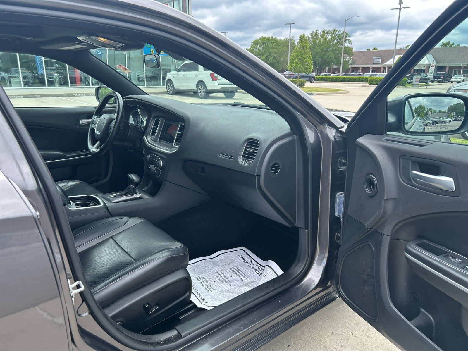 2022 Dodge Charger SXT photo 11
