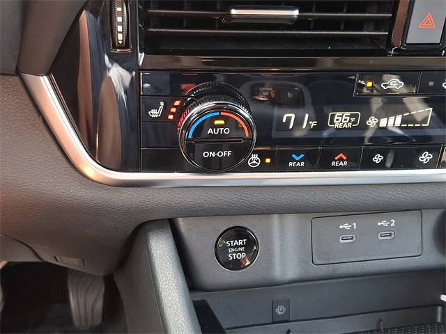 2024 Nissan Rogue SL photo 26