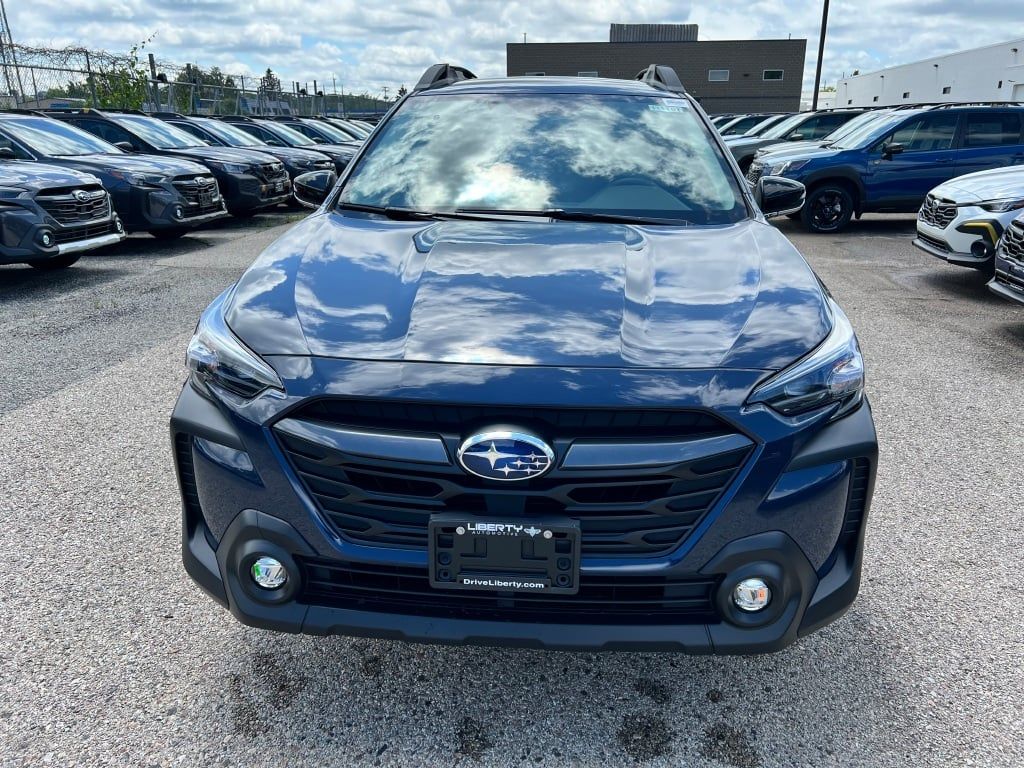 2025 Subaru Outback Premium photo 3