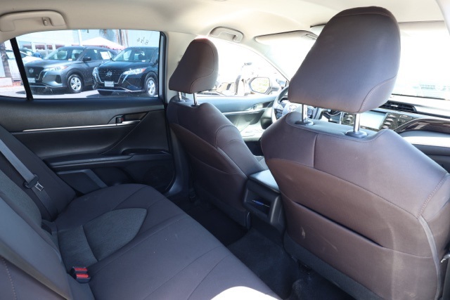 2020 Toyota Camry LE photo 13