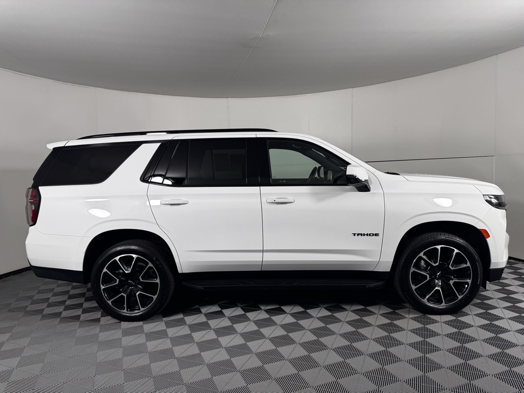2024 Chevrolet Tahoe RST photo 3