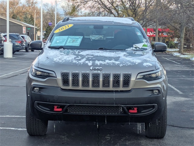 2021 Jeep Cherokee Trailhawk photo 2
