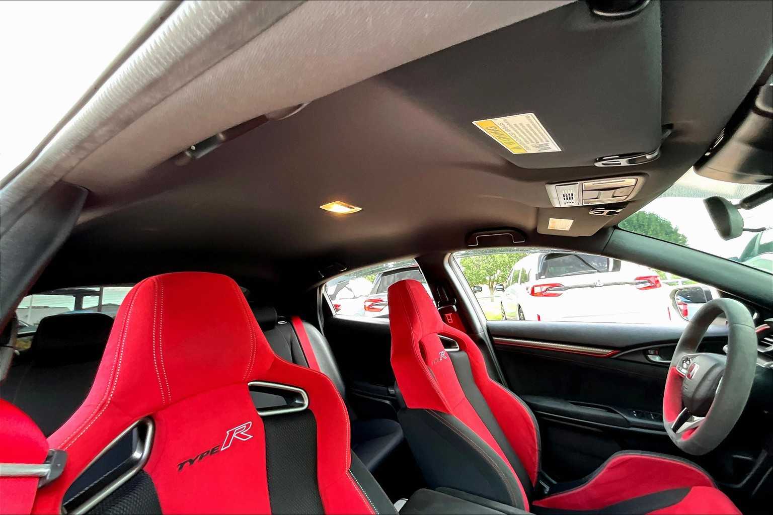 2021 Honda Civic Type R Touring photo 12