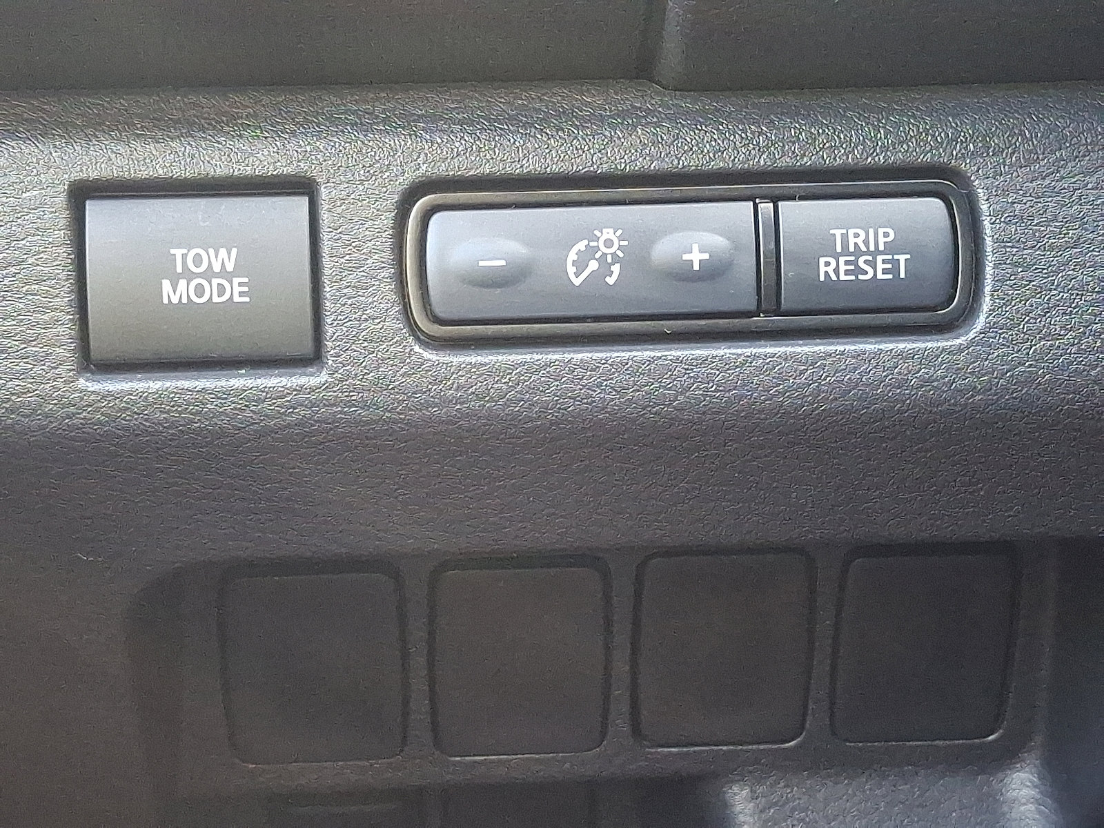 2022 Nissan Frontier Crew Cab PRO-X photo 21