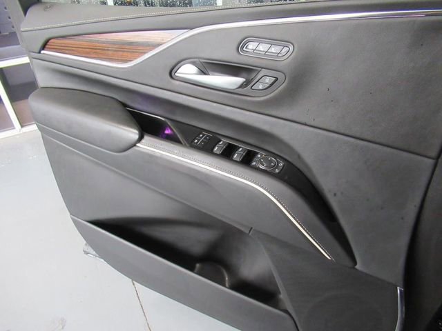 2023 Cadillac Escalade ESV Premium Luxury photo 23