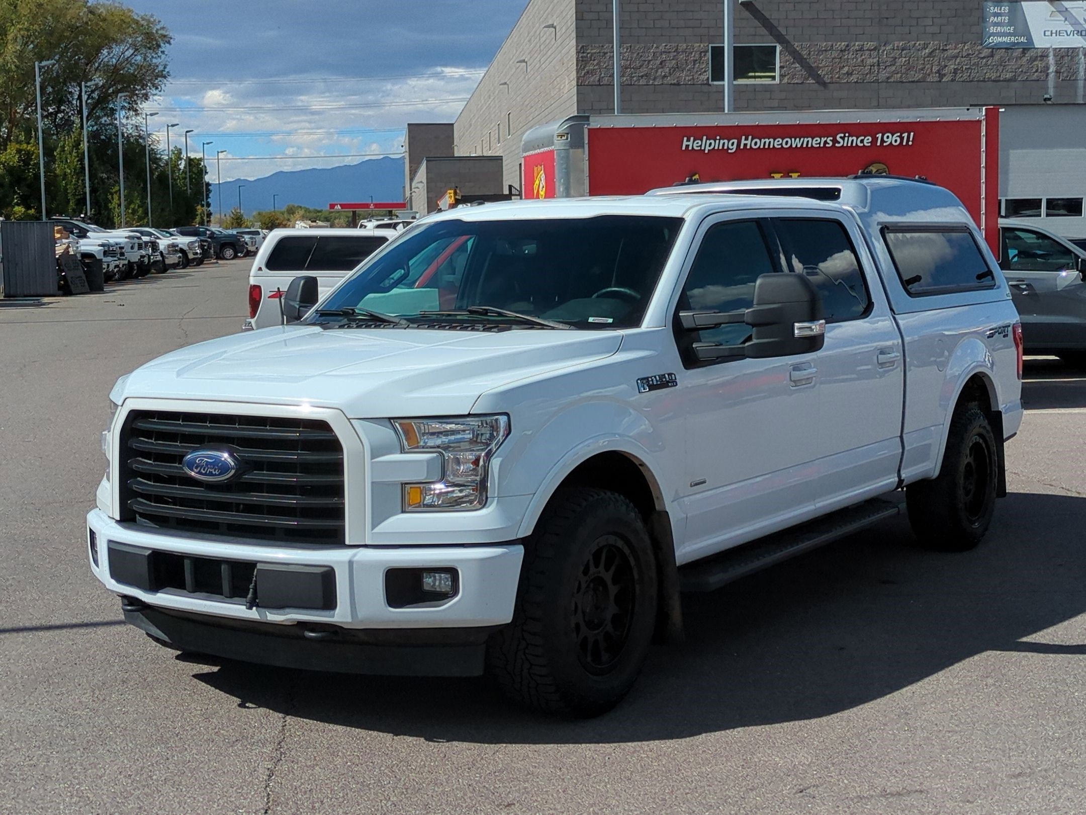 2017 Ford F-150 XLT photo 4