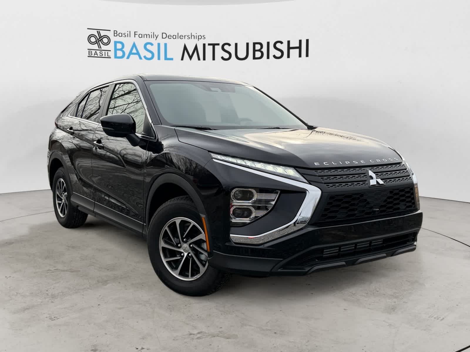 2025 Mitsubishi Eclipse Cross ES's photo