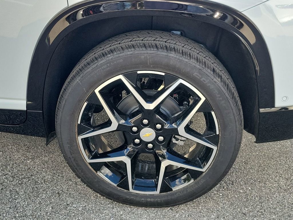 2026 Chevrolet Traverse High Country photo 17