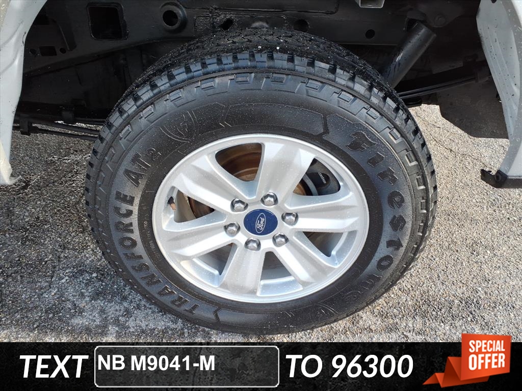 2017 Ford F-150 XLT photo 4