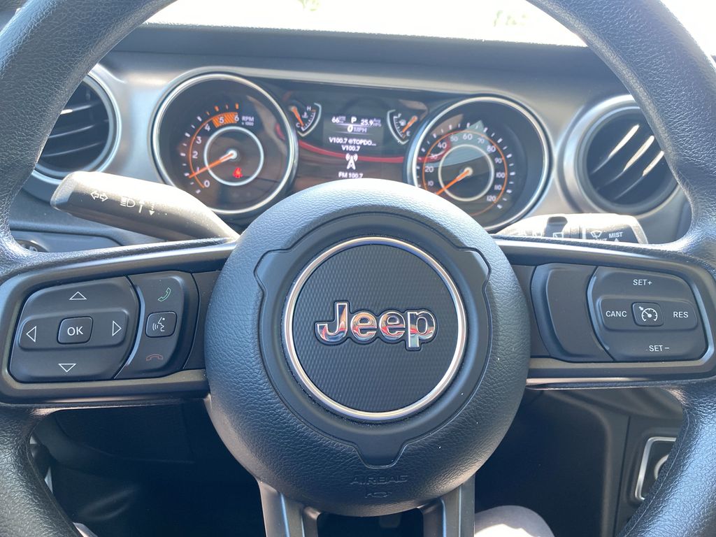 2021 Jeep Wrangler Unlimited Willys photo 12