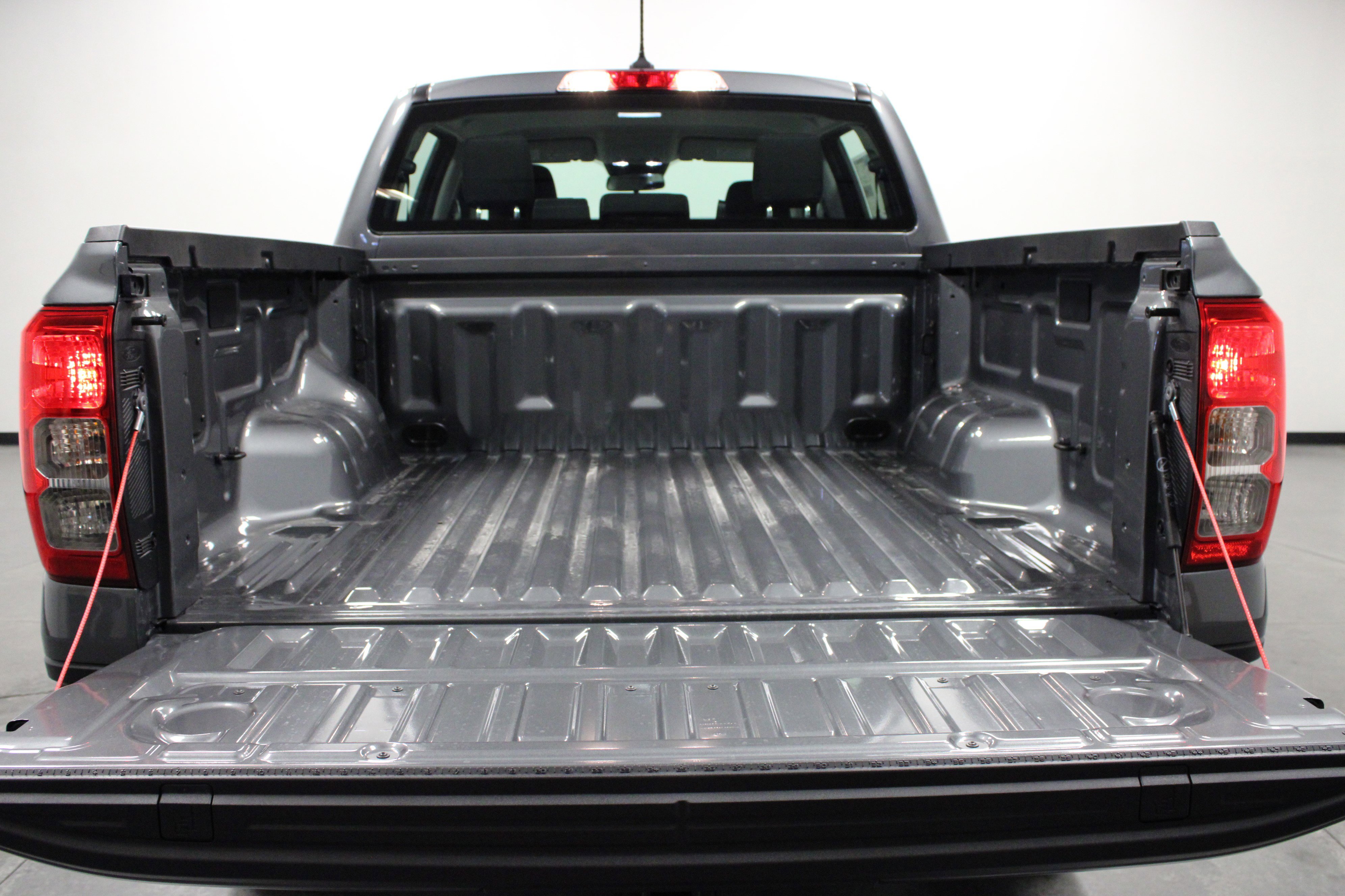 2025 Ford Ranger XL photo 12