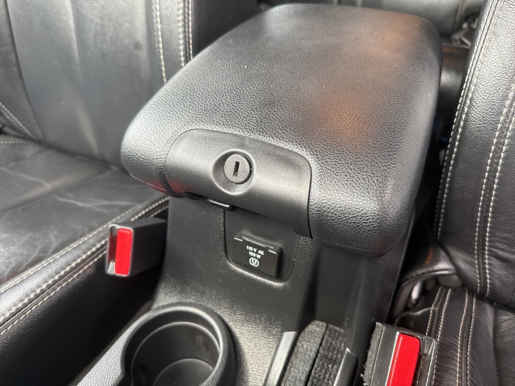 2014 Jeep Wrangler Unlimited Rubicon photo 39