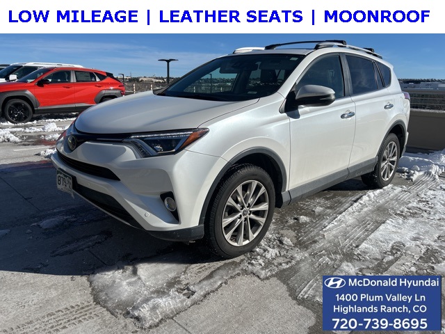 2016 Toyota RAV4 Limited's photo