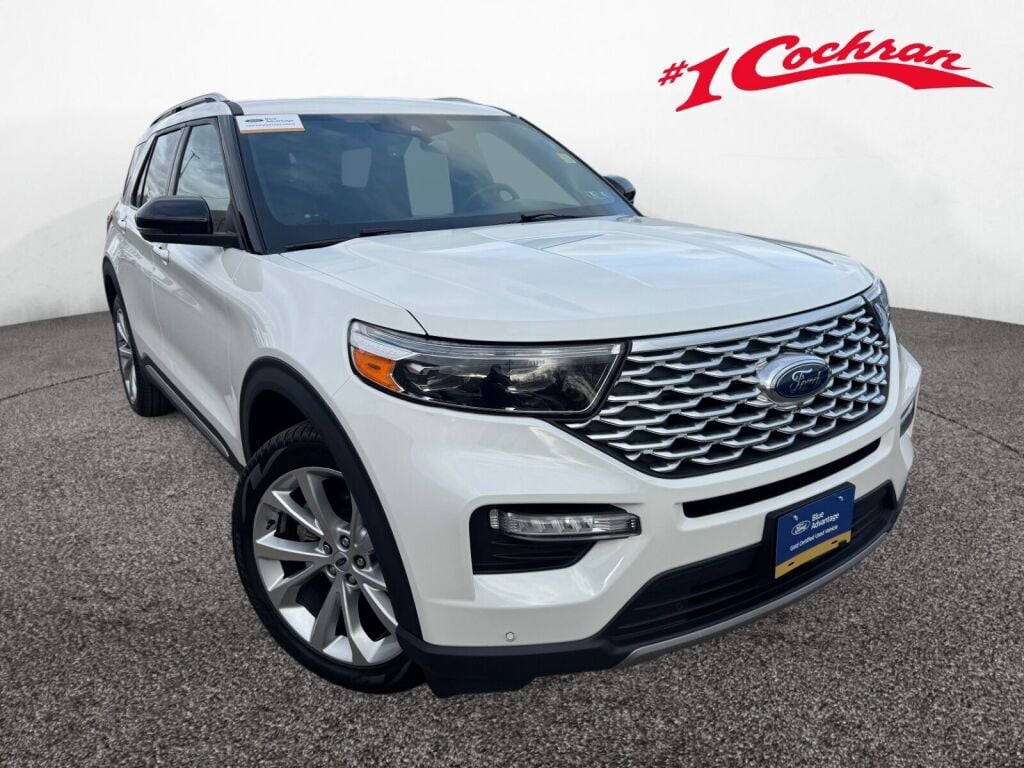 2022 Ford Explorer Platinum's photo