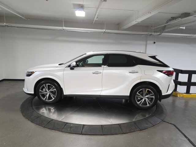 2024 Lexus RX 350 Premium photo 4