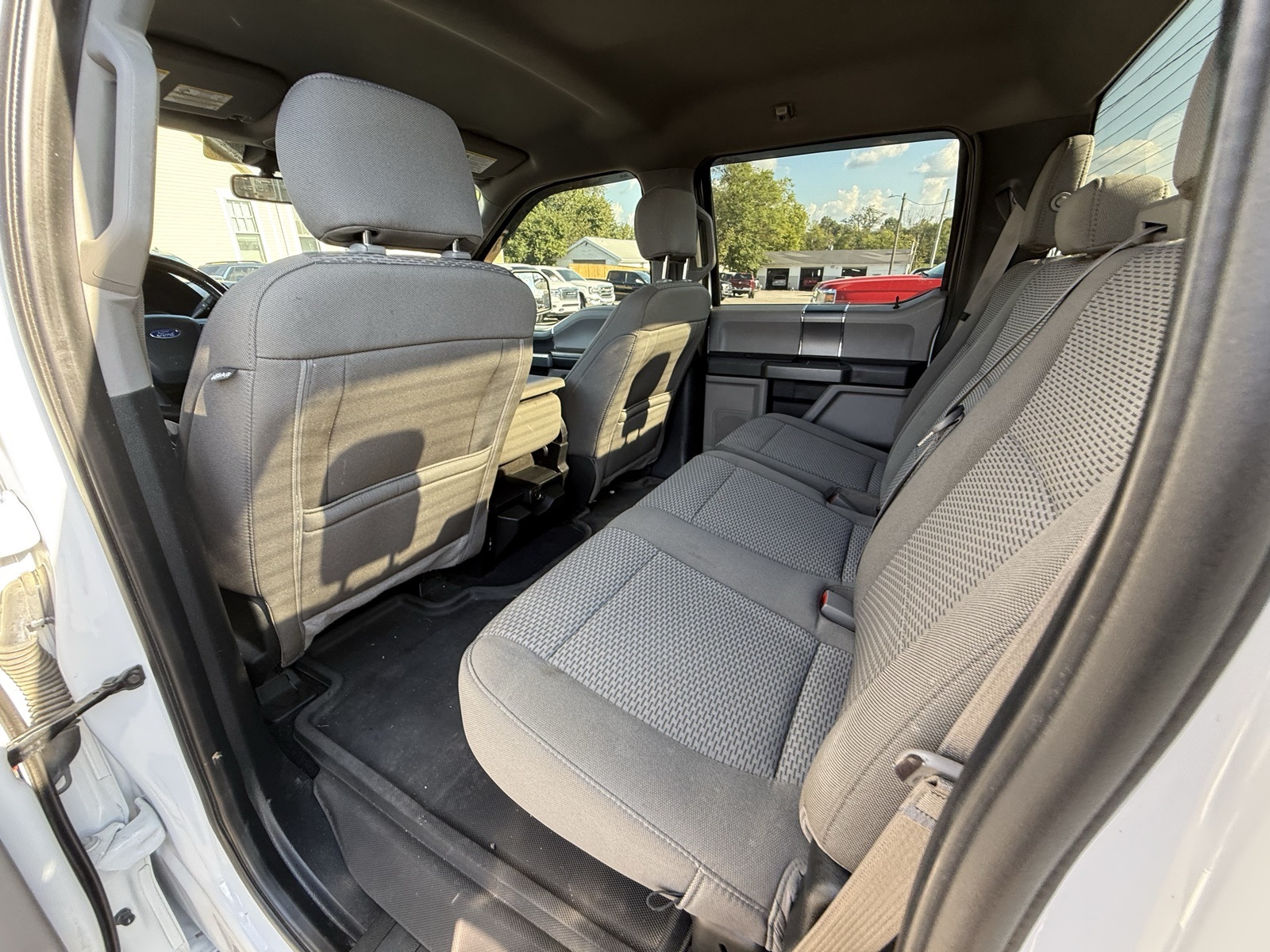 2019 Ford F-150 XLT photo 22