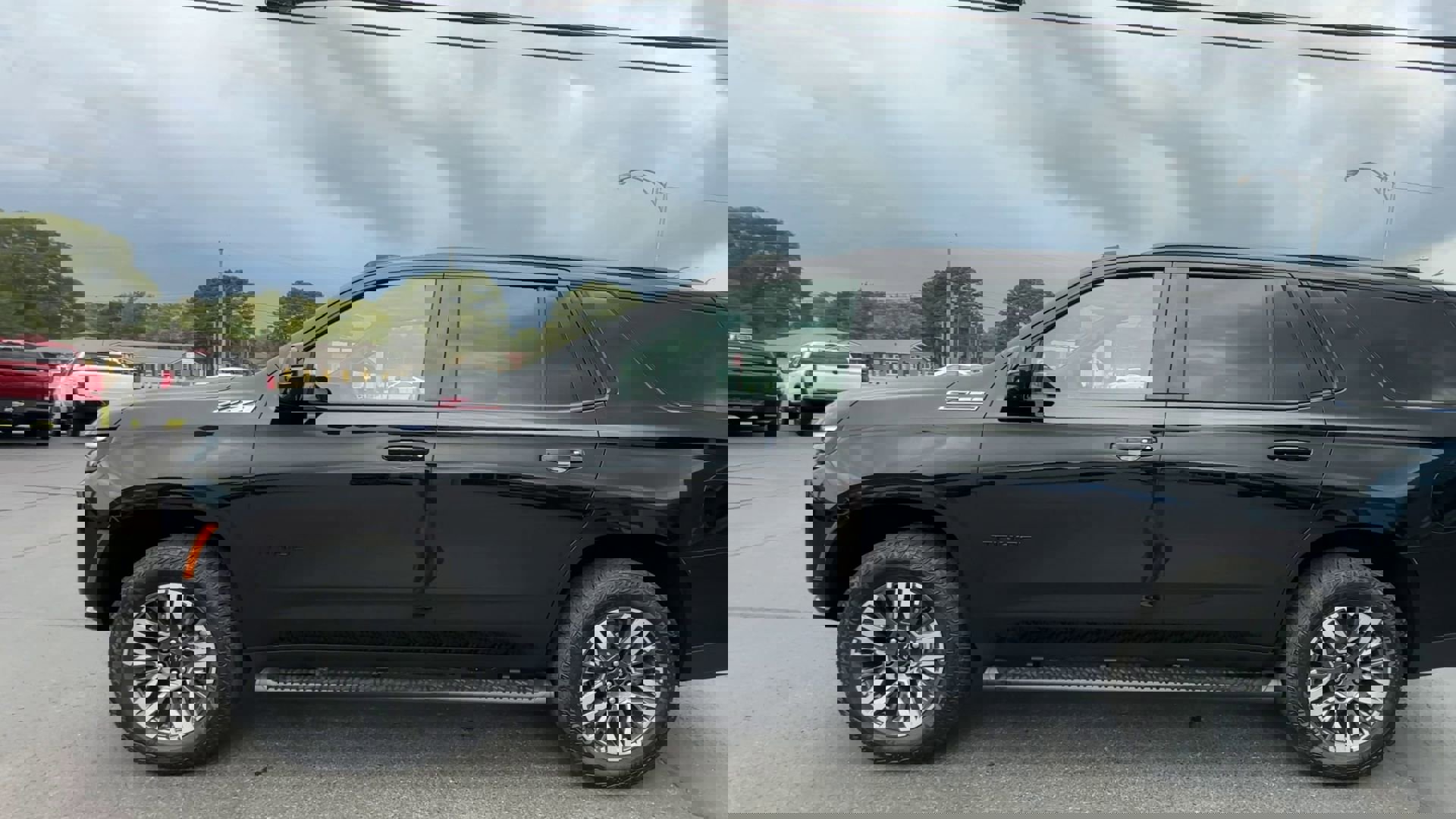 2025 Chevrolet Tahoe Z71 photo 4