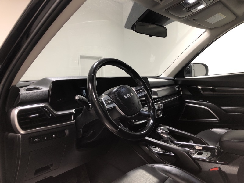 2024 Kia Telluride S photo 21