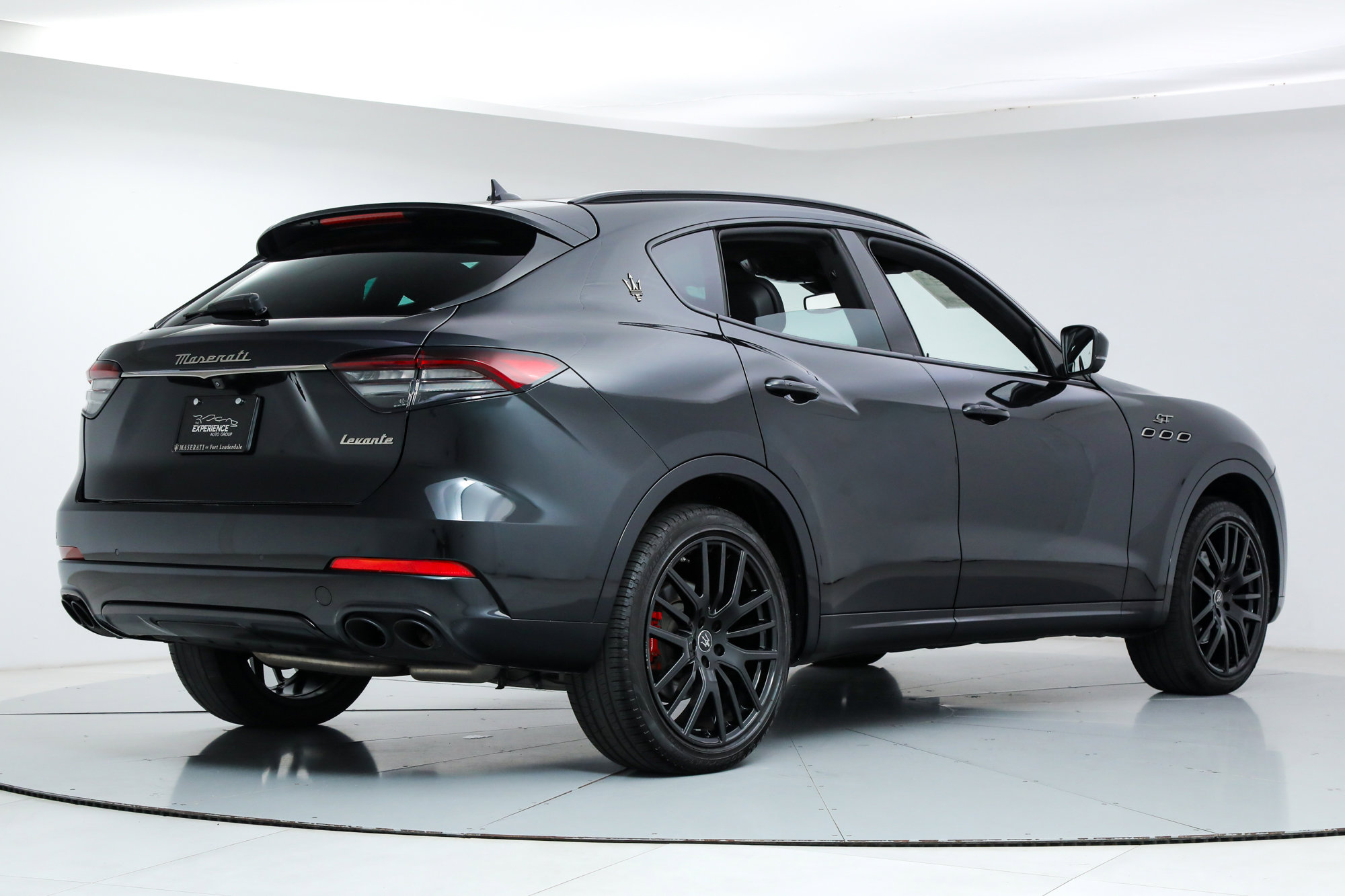 2022 Maserati Levante GT photo 4