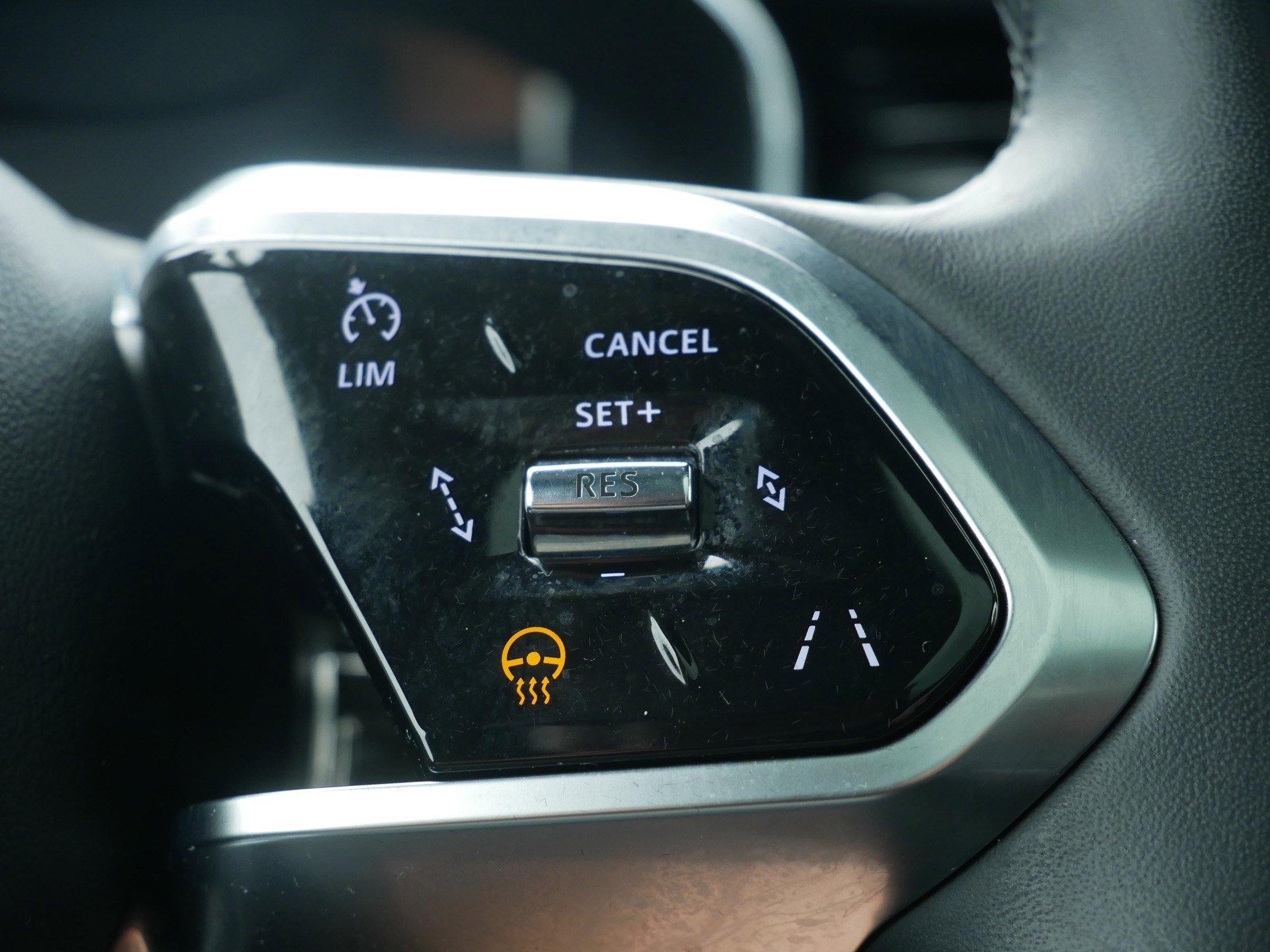 2023 Jaguar F-PACE P250 S photo 21