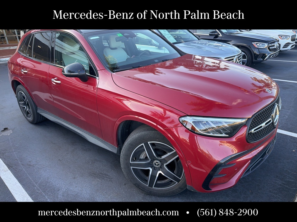 2024 Mercedes Benz GLC 300 photo 2