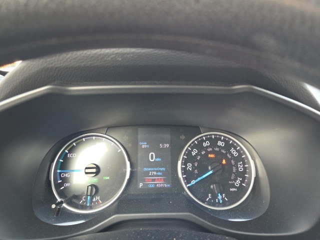2019 Toyota RAV4 Hybrid XLE photo 24