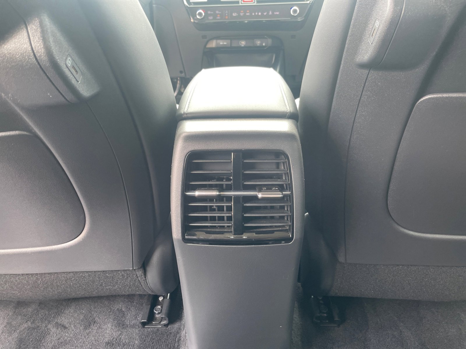 2024 Kia Niro EV Wave photo 22