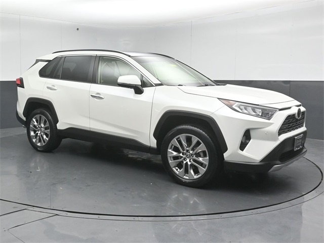 2021 Toyota RAV4 Limited's photo