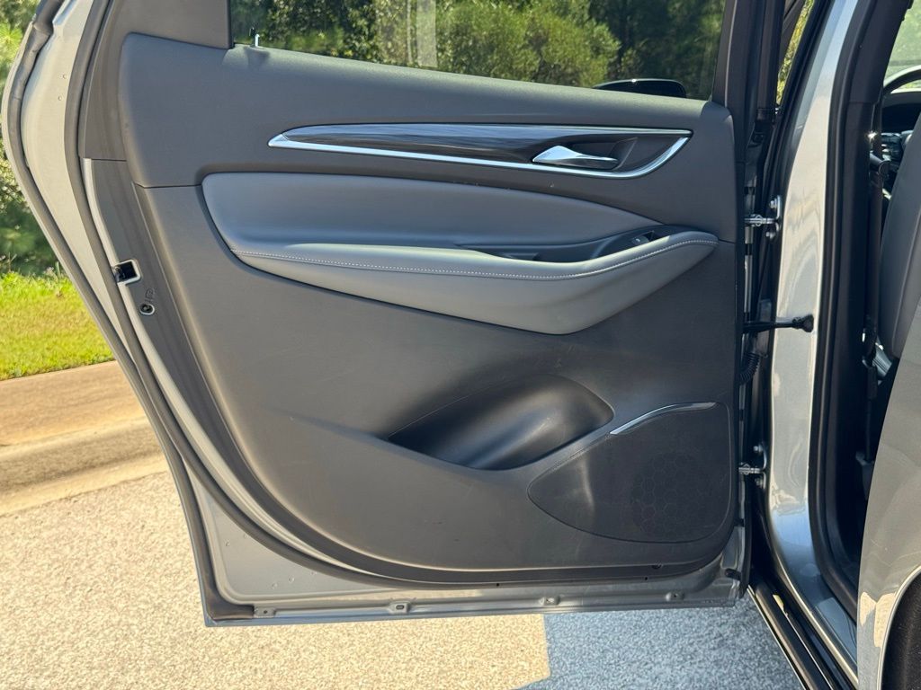 2023 Buick Enclave Essence photo 23