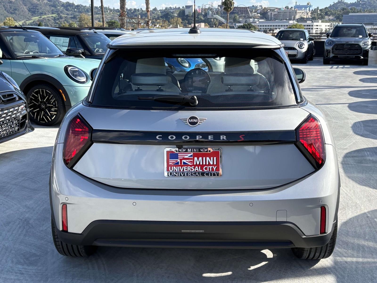 2026 Mini Cooper 2 Door Hardtop Signature photo 4