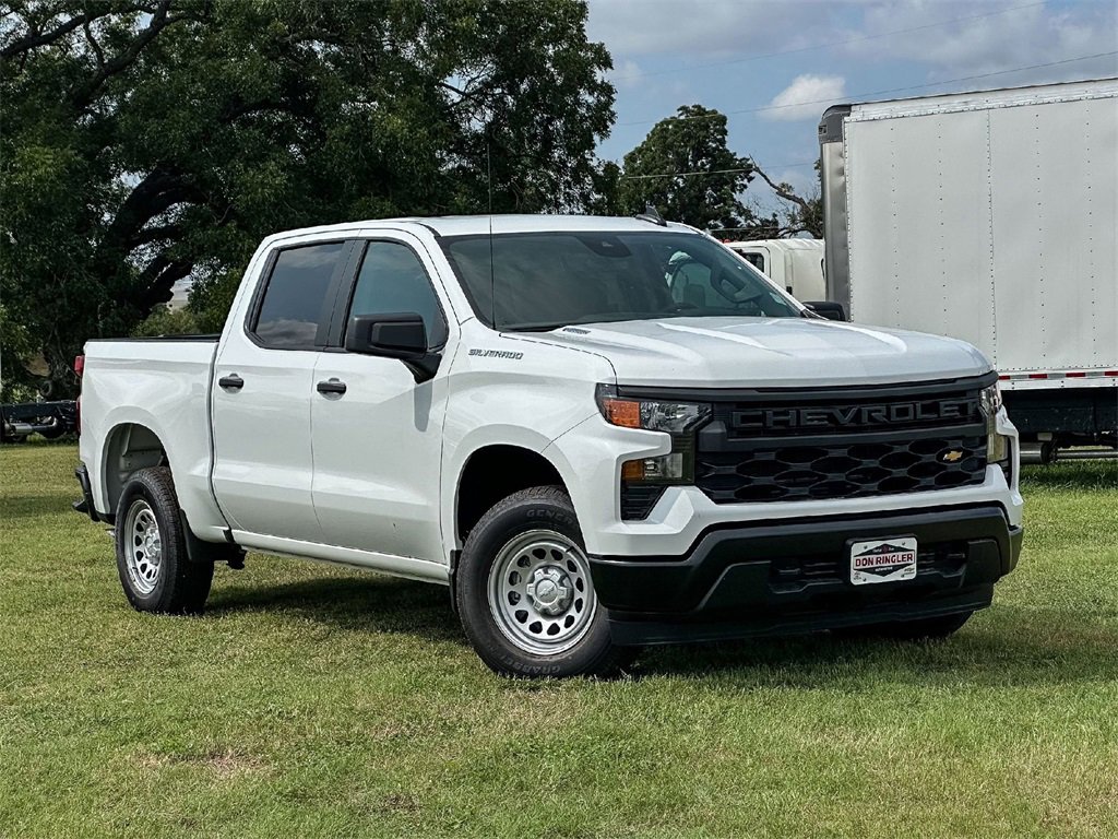 2025 Chevrolet Silverado 1500 photo 2